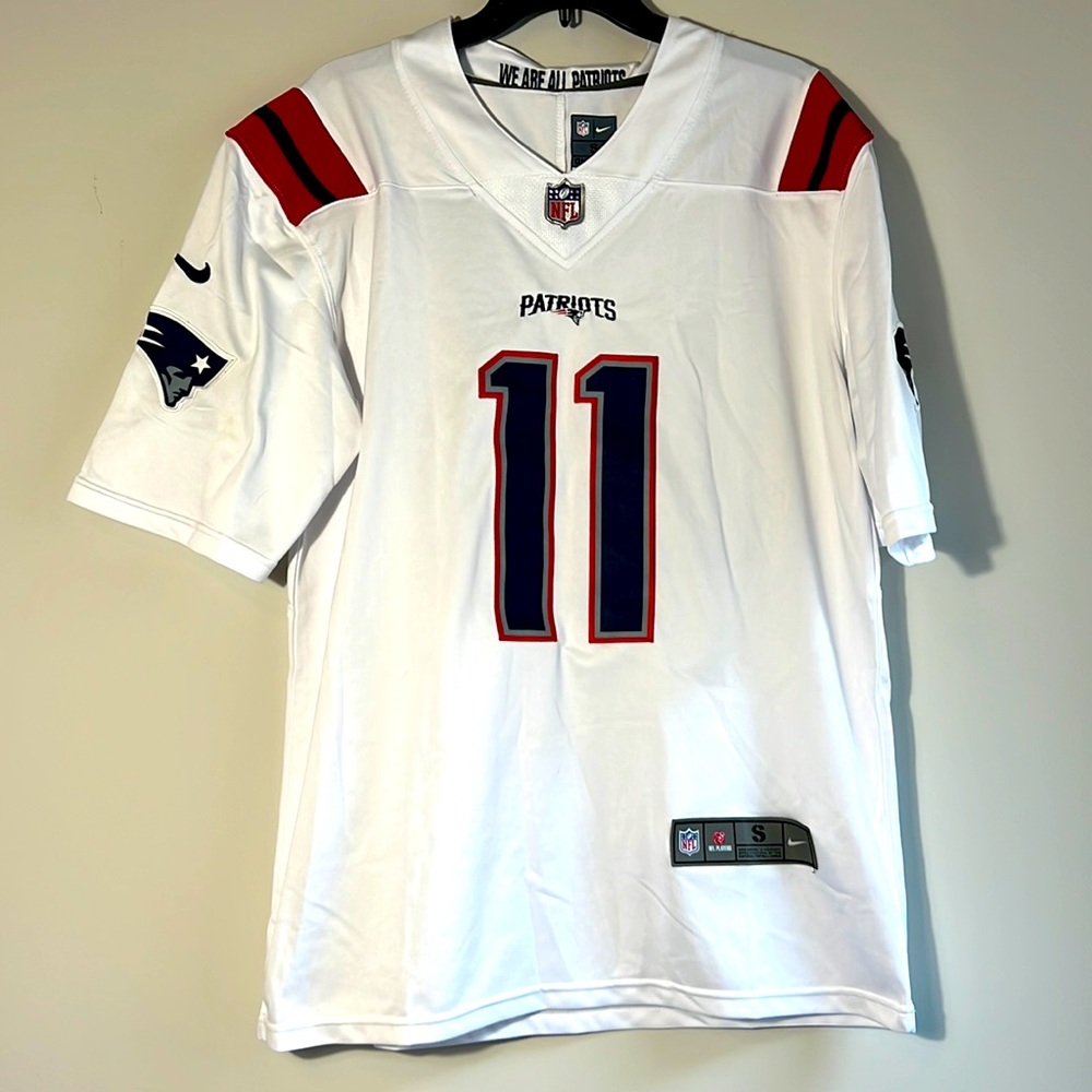 Julian Edelman Patriots jersey